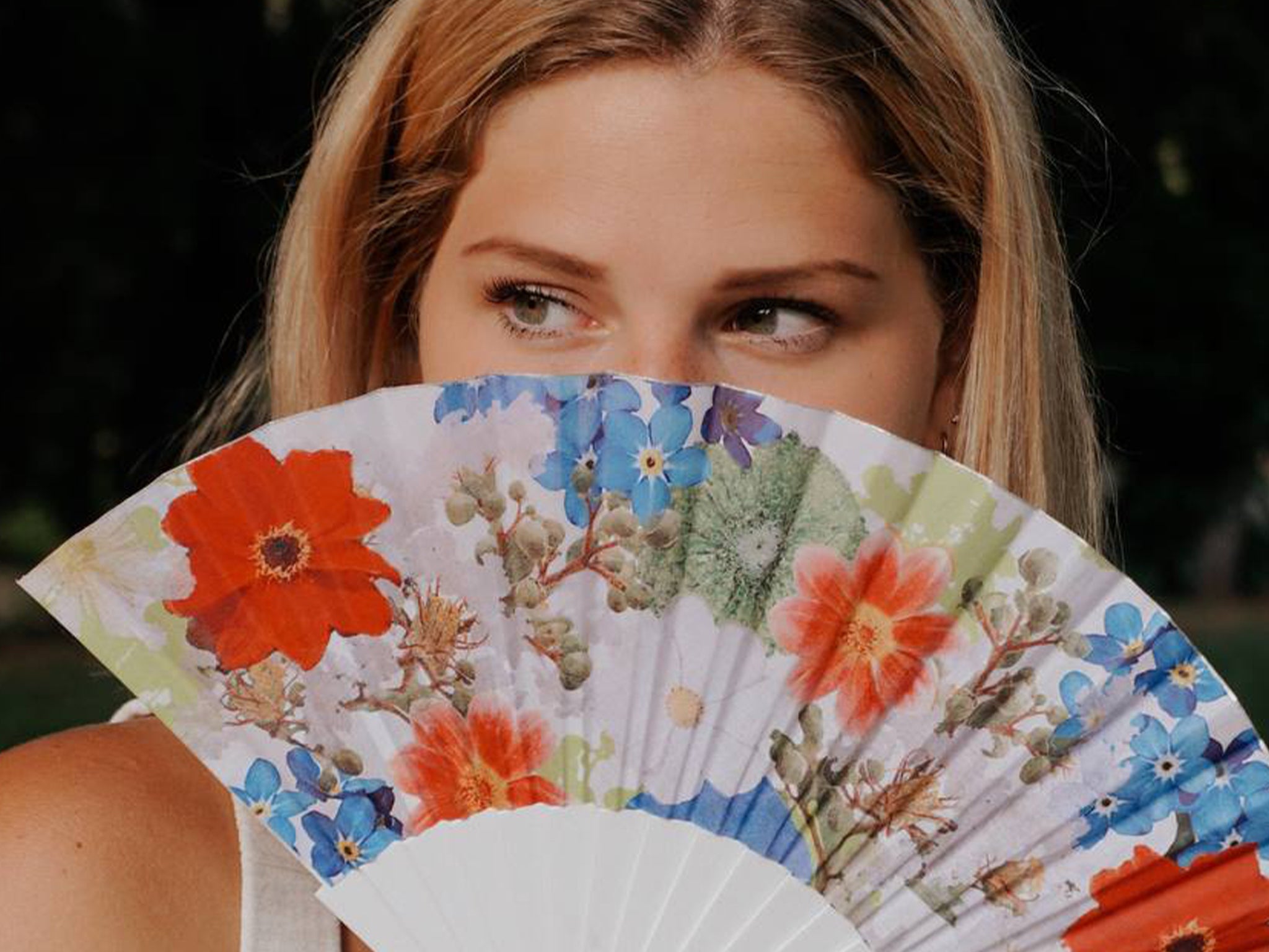 Khu Khu Summer hand-fan